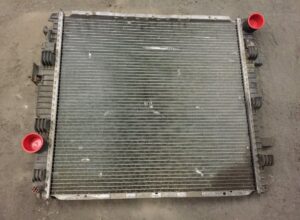 Radiator mercedes a9705000403 9705000403