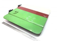 Capac compartiment depozitare cabină stânga Mercedes A9437500402 (verde, cu bandă roșie și albă)