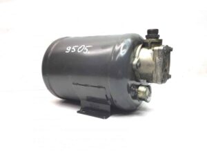 Recipient rezervor de ulei pentru ventilator hidraulic scania 9505 1 Recipient rezervor de ulei pentru ventilator hidraulic scania 9505