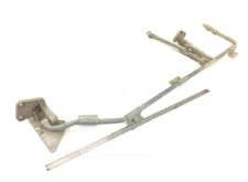 Suport metalic pentru spoiler lateral cabină stânga Renault 5010468422