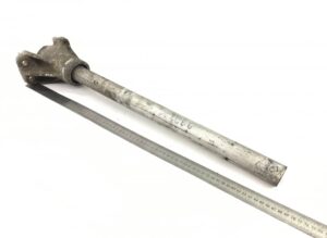Suport pentru apărător de noroi axă motrică spate dreapta volvo, cod 1079959-12 1 Suport pentru apărător de noroi axă motrică spate dreapta volvo, cod 1079959-12