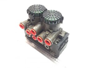 Supapă ebs axă motrică pentru volvo - coduri 20428939, 20570908, 20828239, 21122036, 7421122036 1 Supapă ebs axă motrică pentru volvo – coduri 20428939, 20570908, 20828239, 21122036, 7421122036