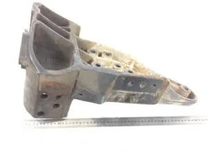 Suport cabină față stânga volvo 20585719 5010532958