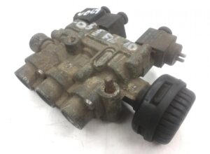 Supapă ecas pentru volvo, coduri: 0527488, 1240847, 1506152, 2089751, 1934986, 81259026154, 8125902-6154, a0003276225, 0003276225, 8125902-9154, 81259029154