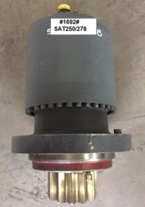 Reductor de rotire sat250/278 pentru liepherr a913, a914, a916, a918, a920, a922rail, a924 rail, lh18, lh22, lh24, lh26, r914 comp, r918, r920