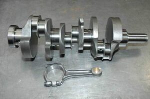 Arbore cotit pentru încărcător frontal volvo 1 Arbore cotit pentru încărcător frontal volvo