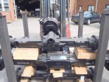 Axa completă tip ZF 4472404151A pentru utilaje Terex