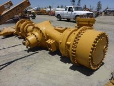 Axa Față-Spate pentru Încărcător Frontal Caterpillar 834B, 836C, 988B, 988F