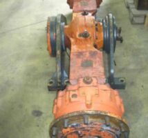 Axă Față-Spate pentru Încărcător Frontal Hitachi LX 170