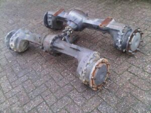 Axe față și spate pentru încărcător frontal volvo l30 1 Axe față și spate pentru încărcător frontal volvo l30