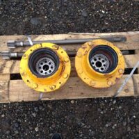 Butuc roată pentru buldoexcavator Case 595 SLE