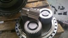 Set angrenaje pentru încărcător frontal Komatsu WA350