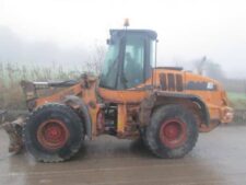 Încărcător frontal Case 621E - Piese second-hand testate și verificate, motor recondiționat