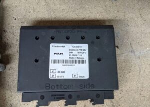 Calculator ptm man 81. 25805-7118