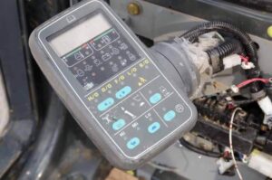 Calculator comenzi display pentru excavator komatsu pc240lc-10 1 Calculator comenzi display pentru excavator komatsu pc240lc-10