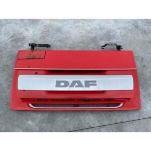 Capotă daf xf 106 euro 6 2015 (roșie) 1 Capotă daf xf 106 euro 6 2015 (roșie)