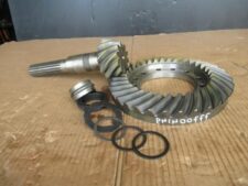 Set grup conic pentru buldoexcavator Case 12