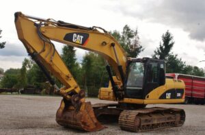 Excavator caterpillar 320d l