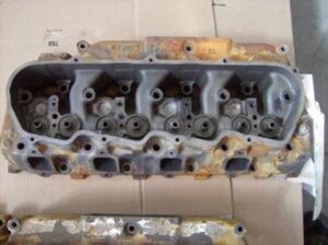 Chiulasă pentru motor caterpillar 3204