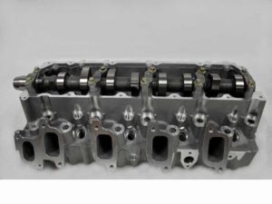 Chiuloasă motor pentru buldoexcavator caterpillar 416c 1 Chiuloasă motor pentru buldoexcavator caterpillar 416c