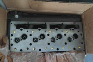 Chiulasă pentru motor caterpillar 3304 1 Chiulasă pentru motor caterpillar 3304