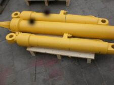 Cilindri hidraulici second-hand pentru Atlas 1604