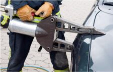 Clește hidraulic pentru descarcerare auto