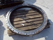 Coroana de rotire Caterpillar 317-11, folosită