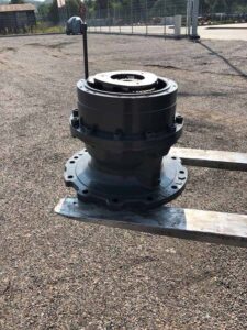 Reductor rotire hitachi zx 350 - piese de schimb hitachi 1 Reductor rotire hitachi zx 350 – piese de schimb hitachi