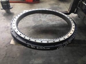 Coroană de rotire pentru komatsu pc 290 - piese de schimb komatsu 1 Coroană de rotire pentru komatsu pc 290 – piese de schimb komatsu
