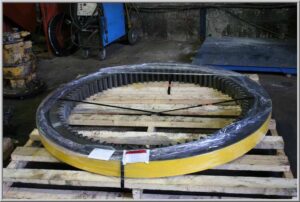 Coroană de rotire pentru excavatoare komatsu (modele pc180, pc210, pc340 și altele)