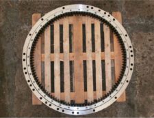 Coroana de rotire pentru excavatoare Komatsu PC210 PC240