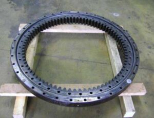 Coroană de rotire excavator caterpillar 325d 1 Coroană de rotire excavator caterpillar 325d