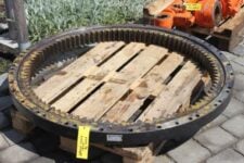 Coroană de rotire pentru excavator Caterpillar 205LC