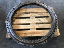 Coroană de rotire pentru excavator Komatsu PC 180-7K