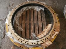 Coroană de rotire originală pentru excavator Komatsu PC650