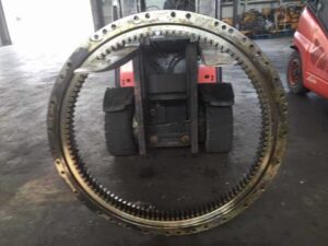 Coroană de rotire pentru excavator caterpillar 320l – piese de schimb