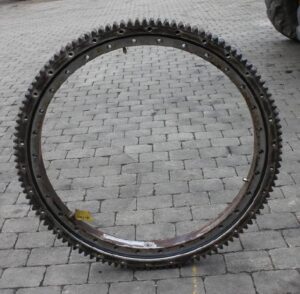 Coroană de rotire second hand pentru caterpillar 212 bft 1 Coroană de rotire second hand pentru caterpillar 212 bft