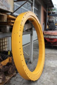 Coroană de rotire second-hand liebherr r925/r925b recondiționată 1 Coroană de rotire second-hand liebherr r925/r925b recondiționată