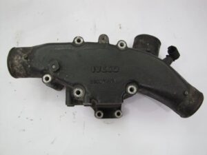Corpul termostatului iveco stralis 500324174 1 Corpul termostatului iveco stralis 500324174