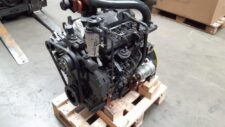 Motor Cummins B3.3 pe Palet