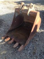 Cupa excavator Liebherr model 900 utilizată, în stare bună