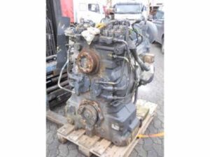 Cutie de viteze pentru komatsu hm350-2, hm350-2r, hm400-2, hm400-2r 1 Cutie de viteze pentru komatsu hm350-2, hm350-2r, hm400-2, hm400-2r