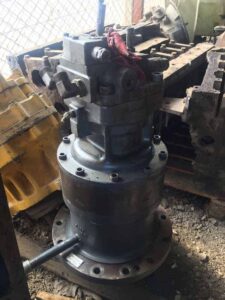 Motor hidraulic pentru excavator new holland e215 e195 e175 1 Motor hidraulic pentru excavator new holland e215 e195 e175