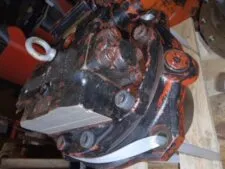 Hidromotor Hitachi LM 84 pentru excavator Hitachi ZX470LCH-3