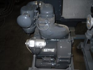 Motor deutz f1l712 și piese de schimb disponibile pentru vânzare 1 Motor deutz f1l712 și piese de schimb disponibile pentru vânzare