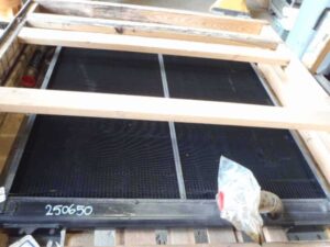 Radiator excavator kobelco sk200 - piese din dezmembrări 1 Radiator excavator kobelco sk200 – piese din dezmembrări