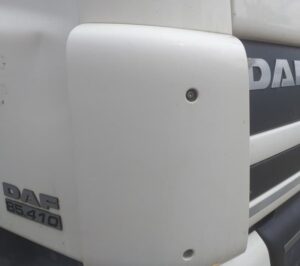 Deflector aer cabină partea dreapta daf 85. 410 1 Deflector aer cabină partea dreapta daf 85. 410