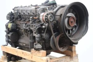 Motor deutz bf6m1012 pe palet de lemn 1 Motor deutz bf6m1012 pe palet de lemn