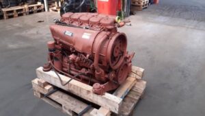 Motor deutz f5l912 recondiționat pe palet din lemn 1 Motor deutz f5l912 recondiționat pe palet din lemn
